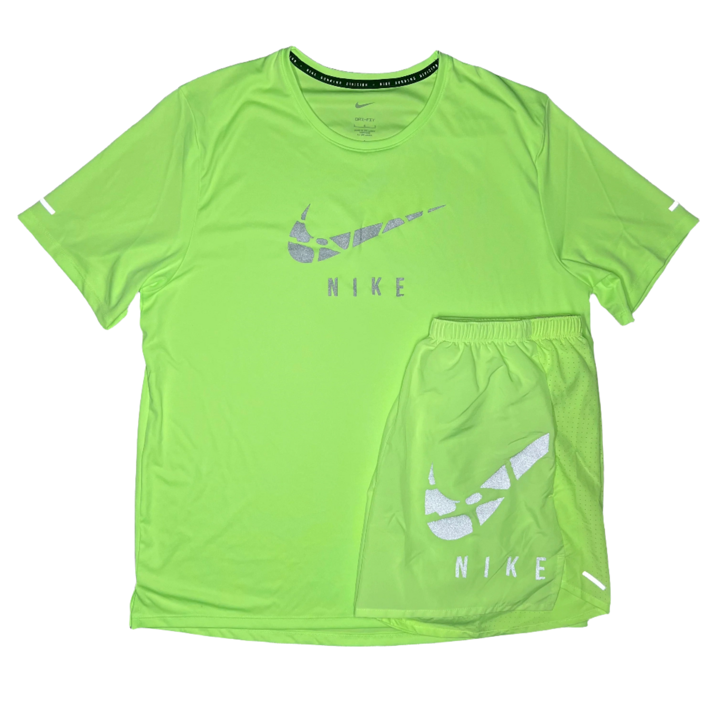 Nike Run Division Swoosh Challenger Tee & Shorts Set - Ghost Green