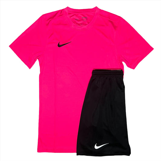 Nike Dri Fit Set - Tee & Shorts - Pink / Black